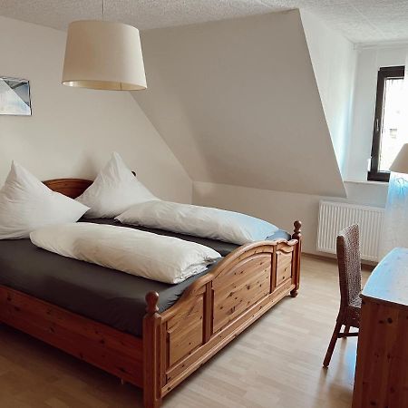 Ferienwohnung Moselflair Mit Direktem Blick Auf Die Mosel Und Weinberge Oberfell 외부 사진