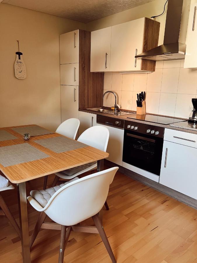 Ferienwohnung Moselflair Mit Direktem Blick Auf Die Mosel Und Weinberge Oberfell 외부 사진